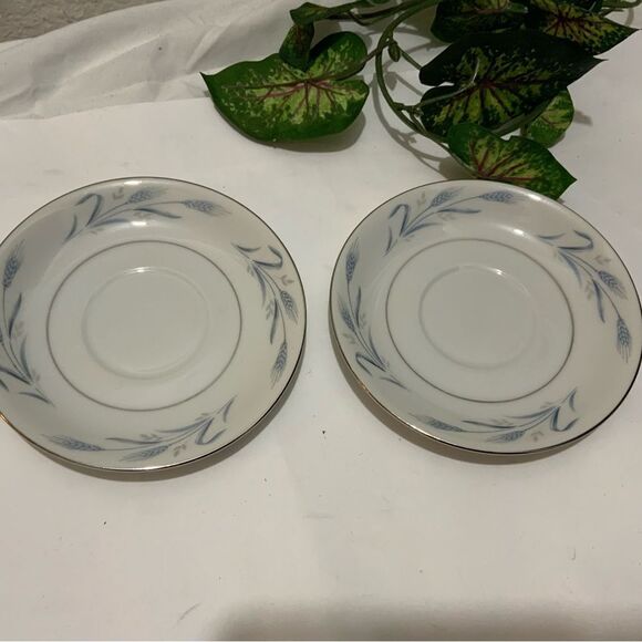 Vintage Harmony House PLATINUM GARLAND Fine China Saucers Set of 2 K1 - Picture 3 of 6